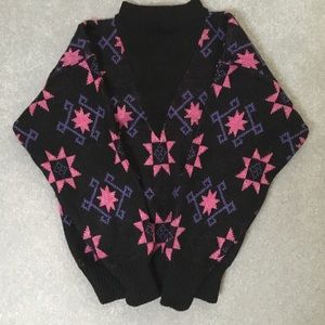 Ski sweater. 95% wool. 5% nylon.